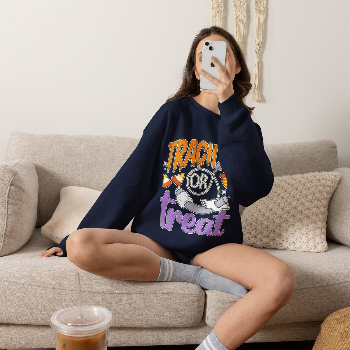 🎃 TRACH OR TREAT CREWNECK SWEATSHIRT 🫁🍬