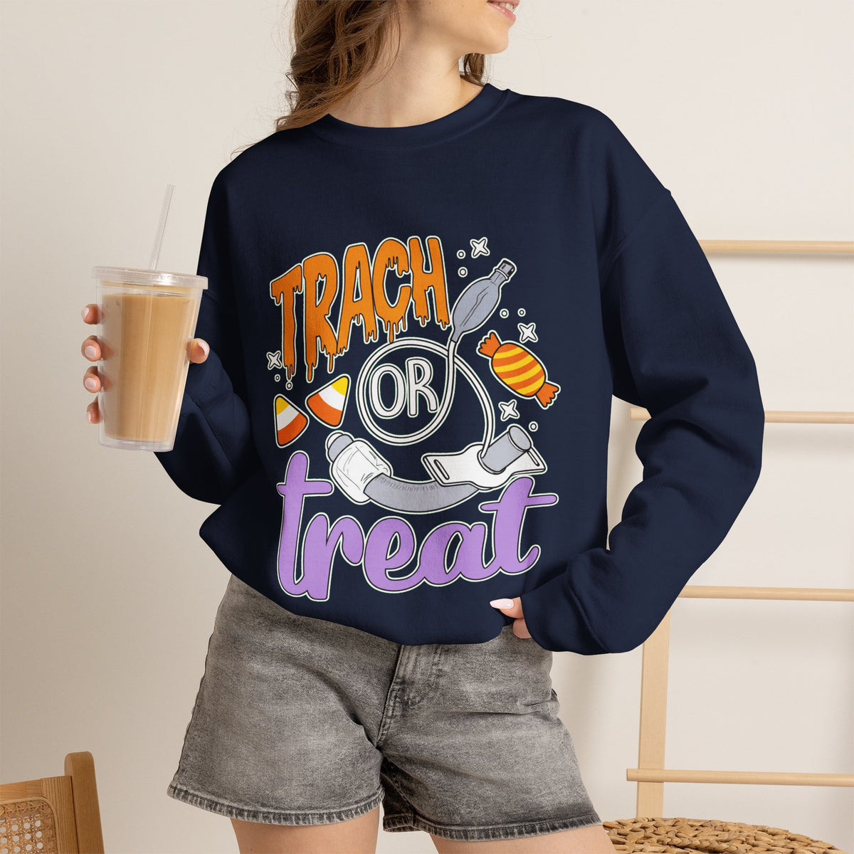 🎃 TRACH OR TREAT CREWNECK SWEATSHIRT 🫁🍬