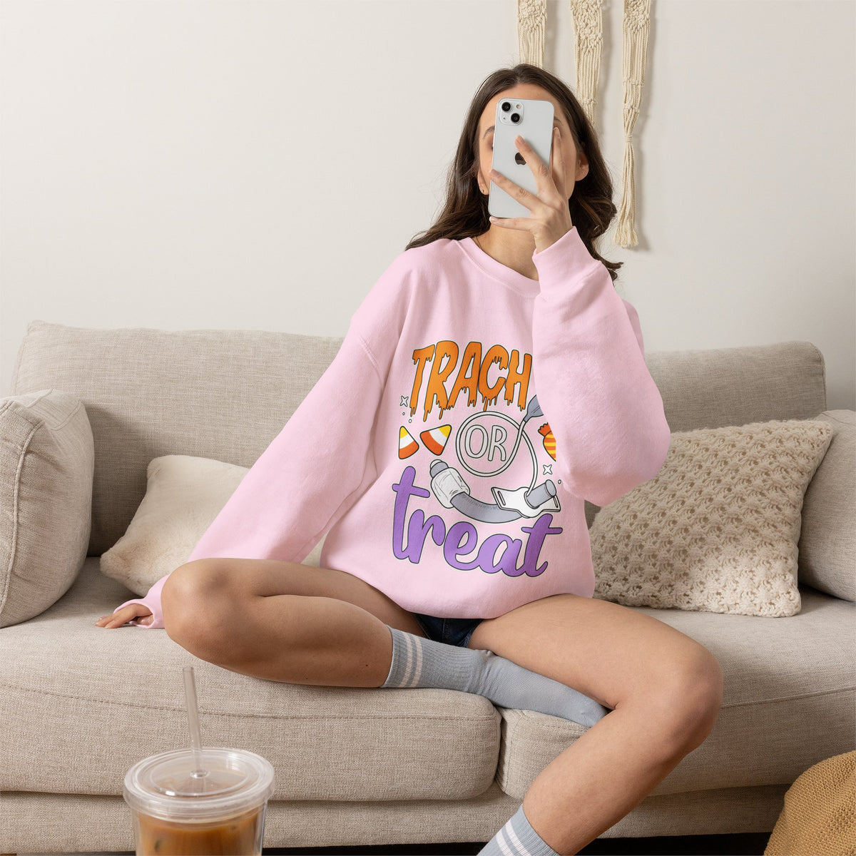 🎃 TRACH OR TREAT CREWNECK SWEATSHIRT 🫁🍬