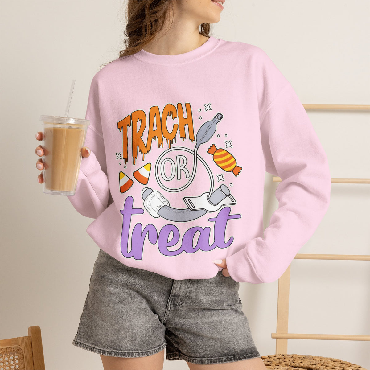 🎃 TRACH OR TREAT CREWNECK SWEATSHIRT 🫁🍬