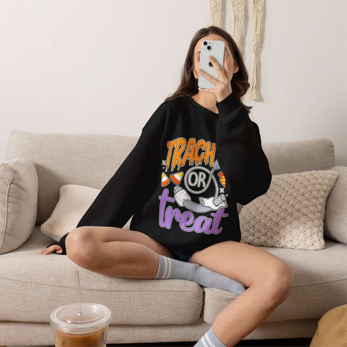 🎃 TRACH OR TREAT CREWNECK SWEATSHIRT 🫁🍬